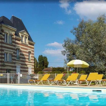 Cosy Appartement Dans Une Villa Avec Piscine, Proche Du Centre Et De La Mer Cabourg Kültér fotó